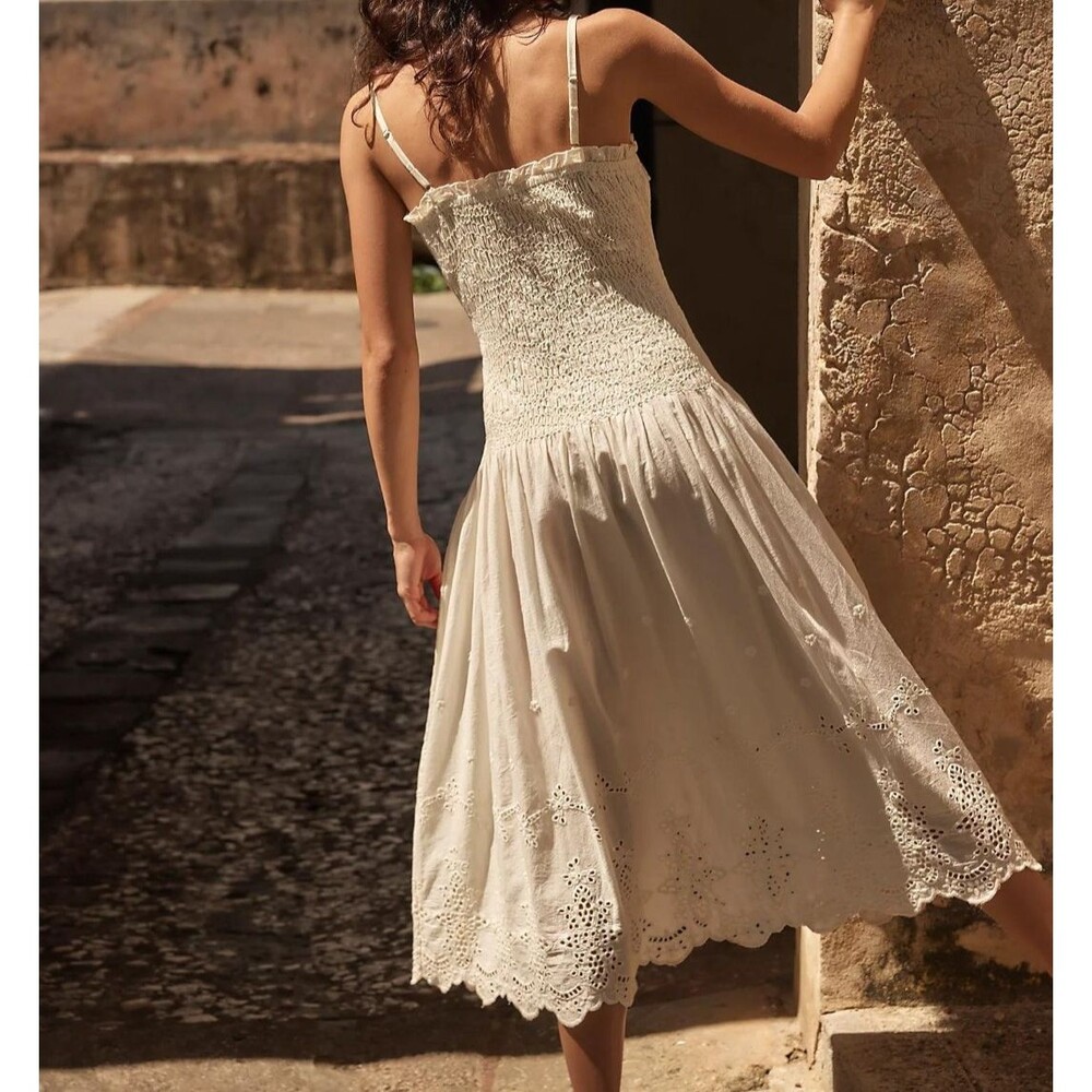 Free People Daphne Midi Dress Smocked Floral Embroidered Eyelet Ruffle S 289448 - Picture 4 of 9